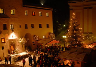 Weihnachtsmärkte und Kultur zur Adventszeit in den Dolomiten